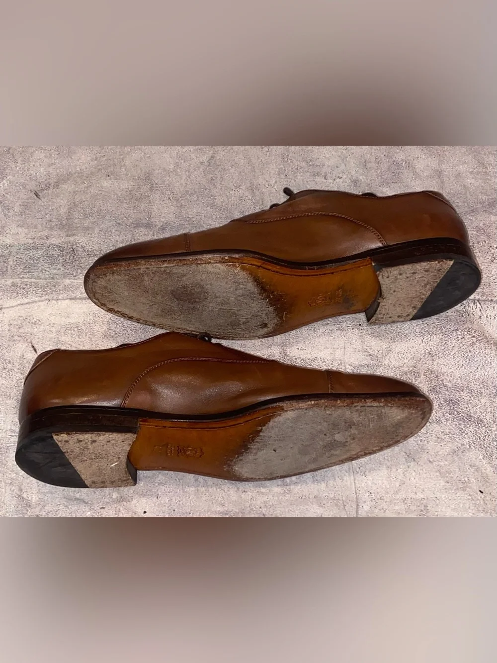 We pride ourselves with curating only the best vintage and luxury pieces of the